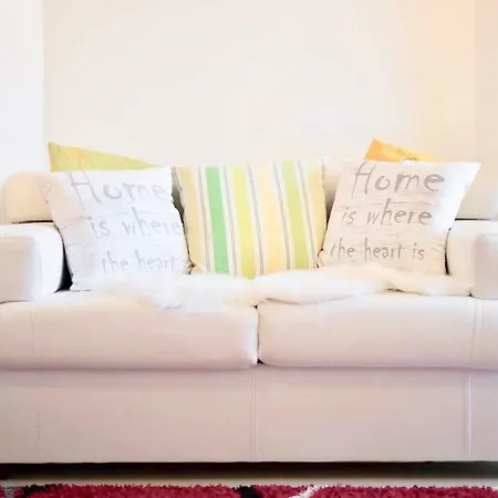 Charming 2-bedroom Apartament *