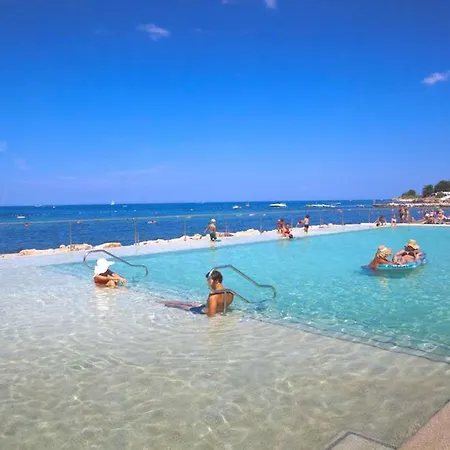 Charming 2-bedroom * Novigrad (Istria)